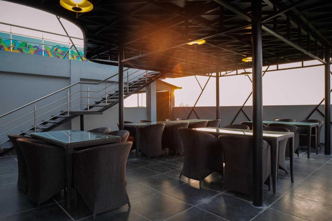 Clubway Grand A Boutique Hotel Jorhāt Exteriér fotografie