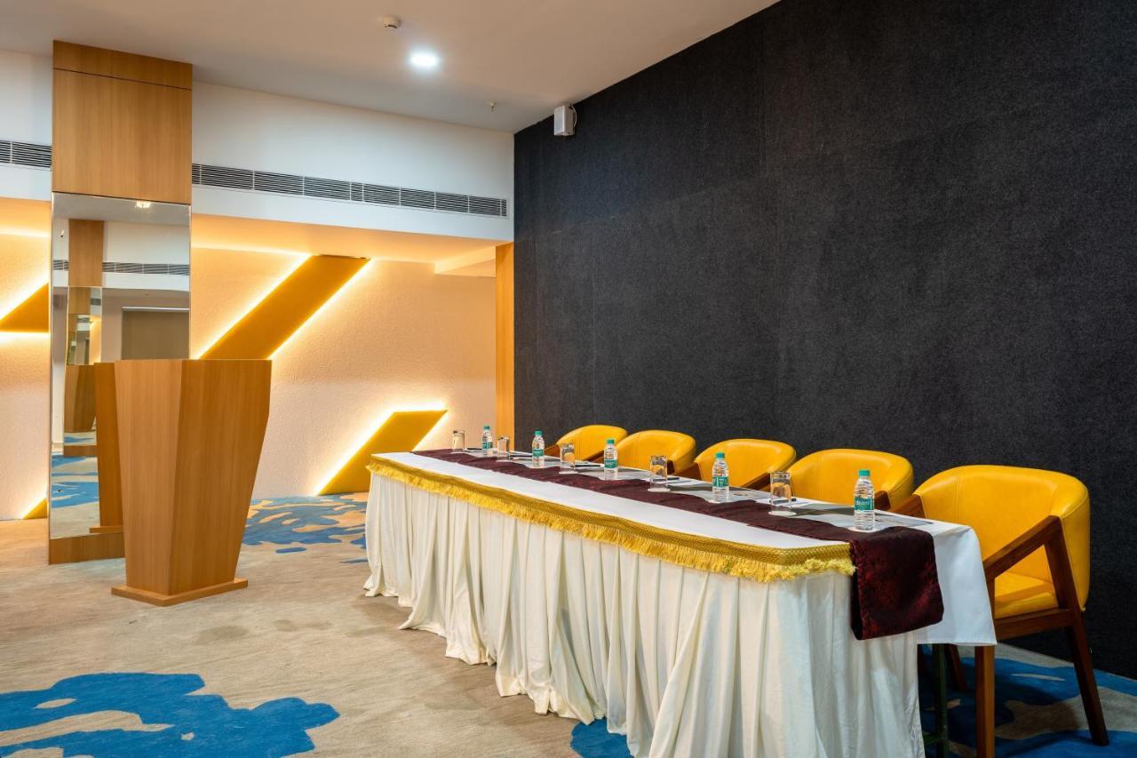 Clubway Grand A Boutique Hotel Jorhāt Exteriér fotografie