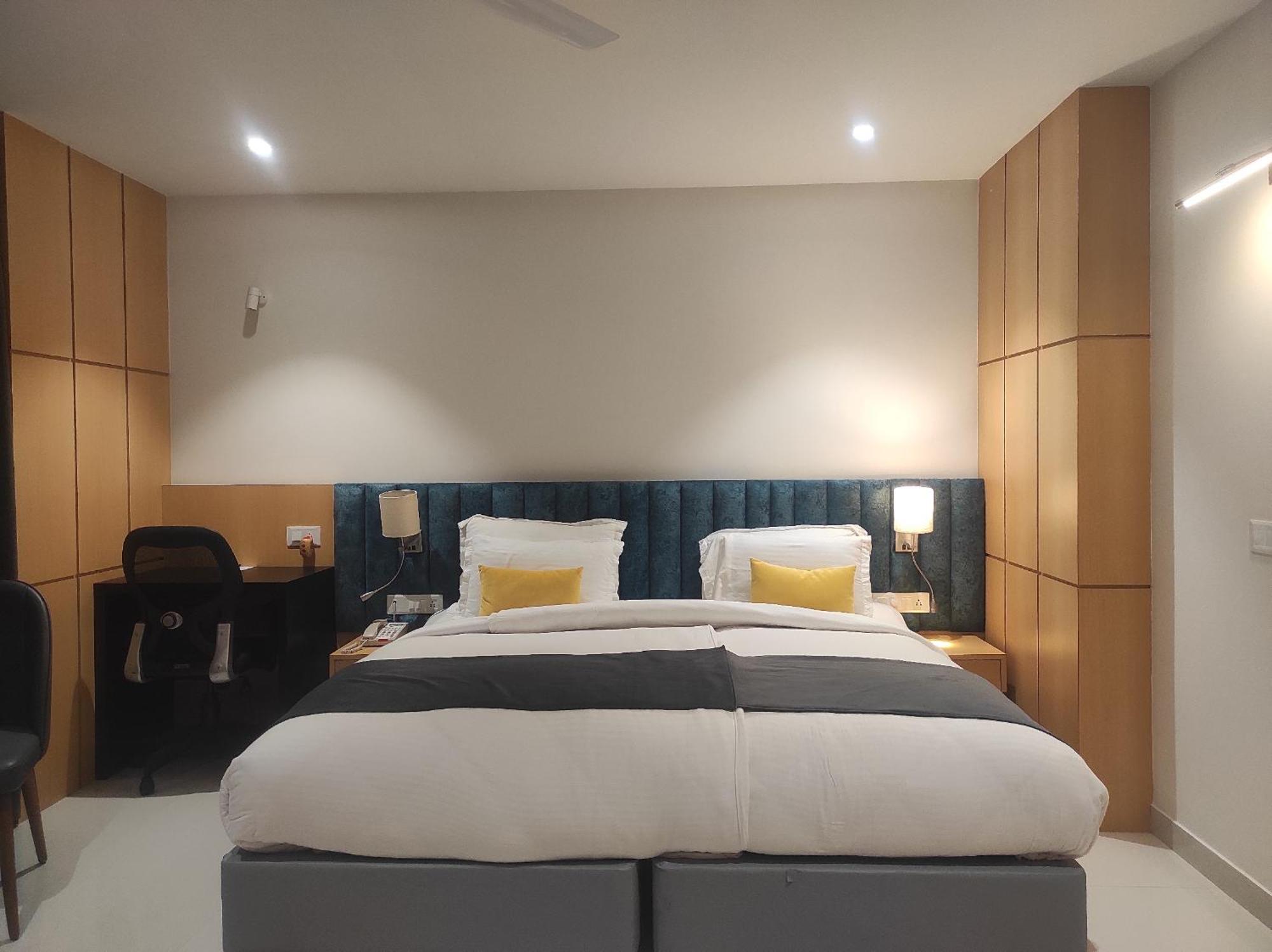 Clubway Grand A Boutique Hotel Jorhāt Exteriér fotografie